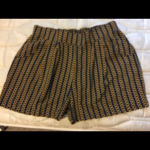 Ladies shorts. 💥JUST REDUCED!